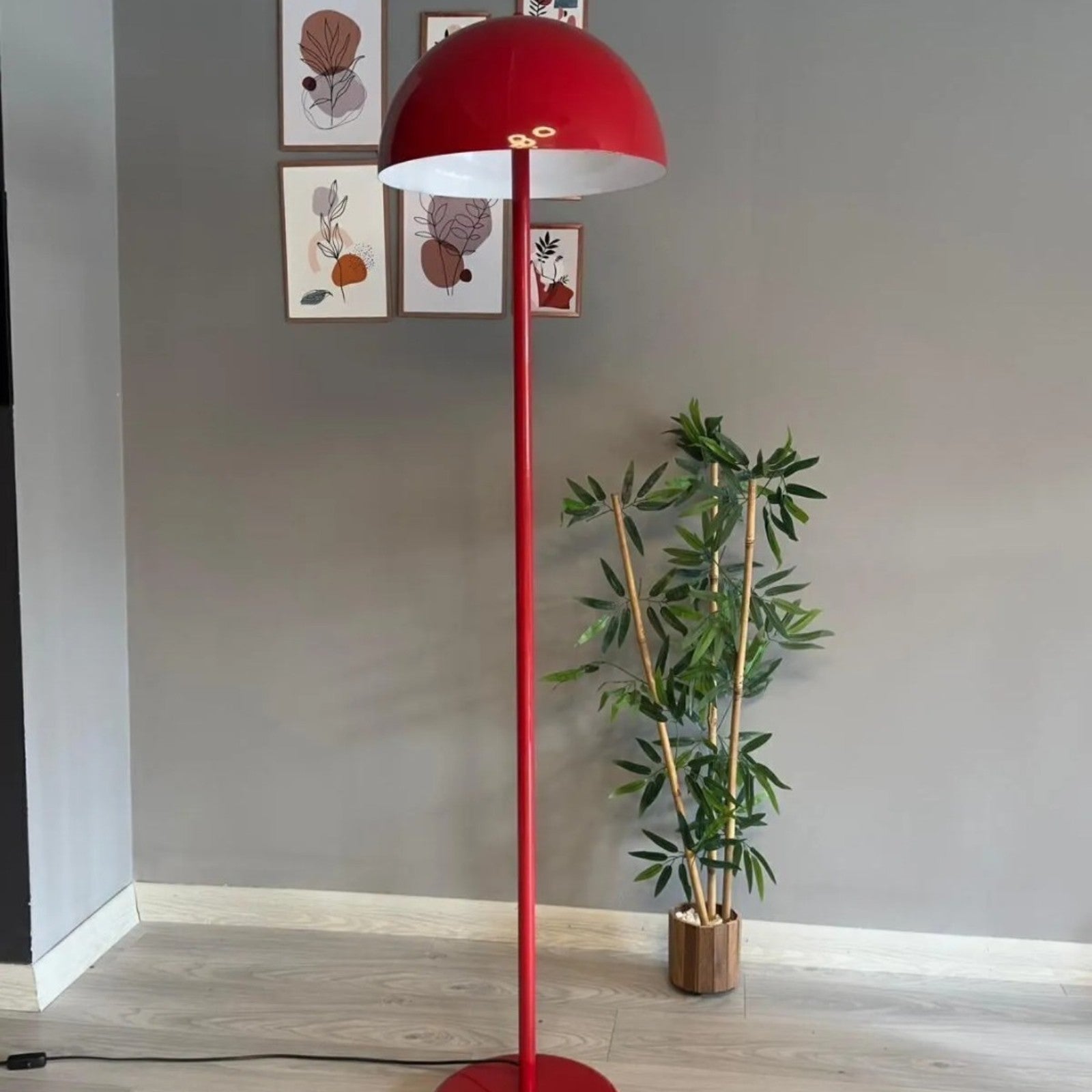 Stehlampe Moderne Stehlampe aus Metall mit E27, verstellbarer Lampenschirm